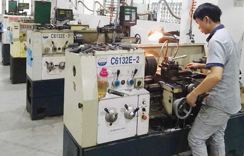 精密機械加工中車床與環(huán)保設備